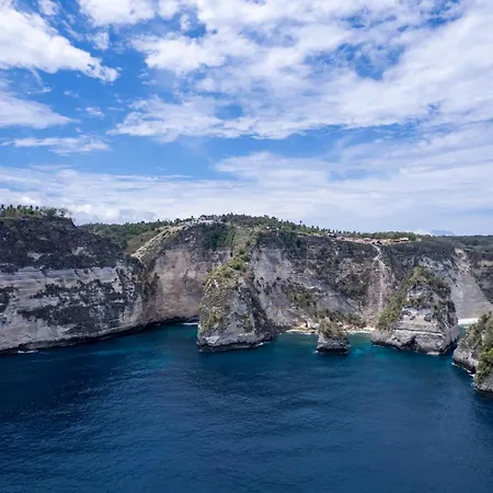 Cliffside Haven In Nusa Penida