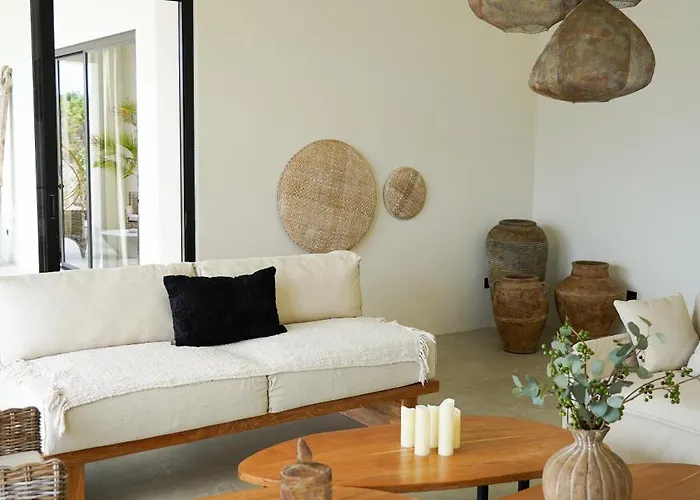 Cliffside Haven In Nusa Penida Вилла