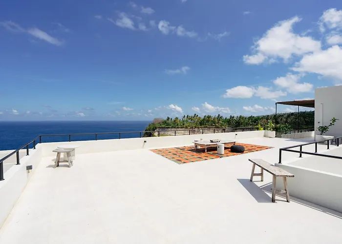 Cliffside Haven In Nusa Penida