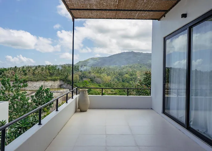 Cliffside Haven In Nusa Penida Вилла