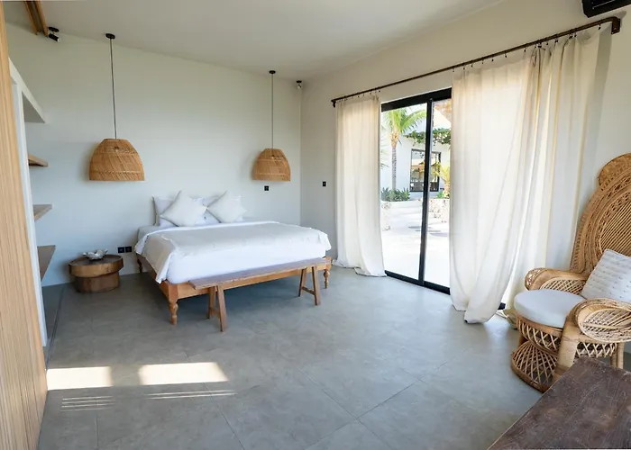 Cliffside Haven In Nusa Penida Вилла