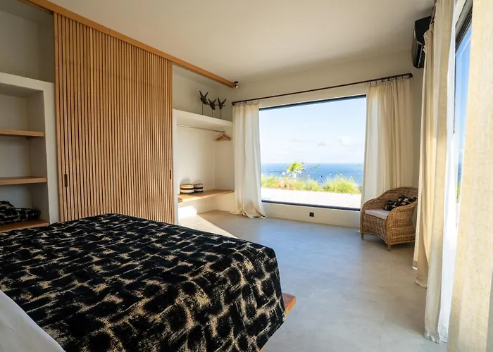 Cliffside Haven In Nusa Penida *